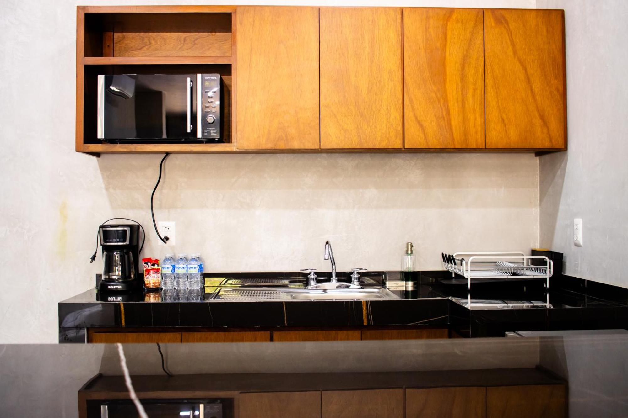 Hotel Casa Tortuga Tulum - Cenotes Park Inclusive Exterior photo A typical kitchenette